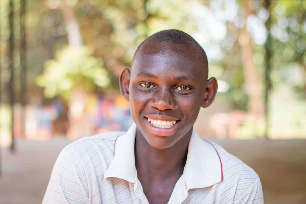 blog-2-15-meet-makayi